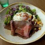 Good View Dining - 自家製ローストビーフと温泉卵のカフェボウル：1,600円