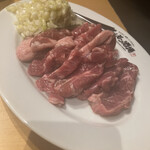 大衆炭火焼肉ジンギスカン ホルモン酒場 風土. - 