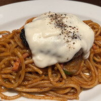 フィーコディンディア - おとなのナポリタン＆120gハンバーグ