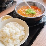 カルビ丼とスン豆腐専門店 韓丼 - 