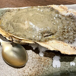 牡蠣×肉×海鮮 MIYABI - 牡蠣のかに味噌焼（980円）