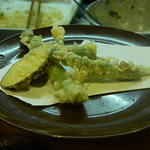 ランチの天ぷら（アスパラ、薩摩芋、オクラ）