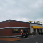 マクドナルド -  マクドナルド 235静内店
