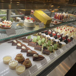 Patisserie Ravi,e relier - 