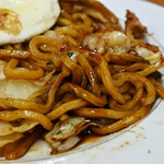 まことや - ソース焼きそば(大1.5玉)@税込750円+目玉焼き＠税込120円