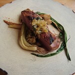 MORETHAN GRILL - 低温調理した鴨胸肉のグリル 甘夏のオレガノのソース