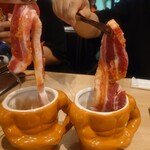 豚焼肉 グルマンズ - 壺漬けカルビはマストアイテム