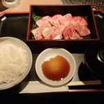 カルビ定食　980円