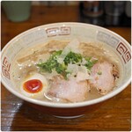 麺や拓 - 和風豚骨らーめん 900円