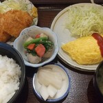 辰金 - オムチキ定食