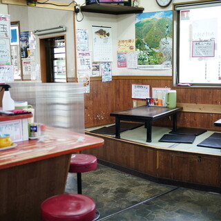 支那そば 王王軒_2