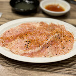 焼肉 ジャンボ - 岩中豚のトントロ七味焼