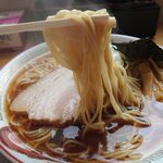 中華そば 上々 - 細麺です