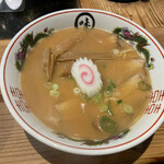 Ajimarukentaimaechuukasoba - チャーシューメン920円