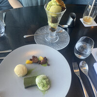 DINING & BAR TABLE 9 TOKYO - 