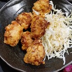 九州 鳥若丸 - カリッと揚がったモモ肉