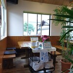 Samusuingu - 店内①