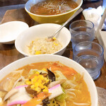 ラーメンハウスとっと - ピリ辛ラーメン　ピリ辛ちゃんぽん　チャーハン