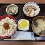 お酒とごはん はるのひ - かに丼880円