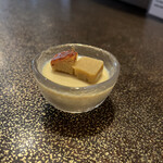 創作居酒家 NoBuSHo - ピスタチオのムース、上はピスタチオのケーキ