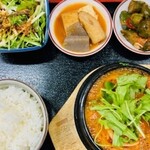 韩式辣白菜韩式火锅套餐