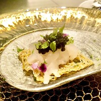串揚げPyon - 白烏賊と畳鰯、キャビアの前菜からスタートしました