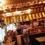 Yokohama Modan Yaki Juu - 横濱モダン焼じゅう店内