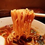 らーめん太陽堂 - 中細麺。