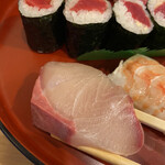 Sushi Zen - はまちも肉厚