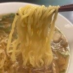 四日市飯店 - 麺リフト