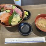 閖上マリンキッチン - 食彩五色丼