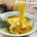 浜町軒 - ◎麺は中細ストレートのシンプルな麺。