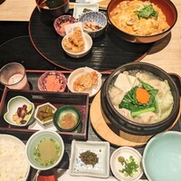 水たき料亭 博多華味鳥 ヒルトンプラザウエスト店 - 