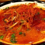 俺の中華たなか家 - チャーシューコーナーも真っ赤っか(≧∇≦)b