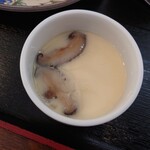 Tonkatsu Katsuya - ○茶碗蒸し
                      ぷるぷる食感で出汁と椎茸の味わいが効いてる
                      美味しい味わい。