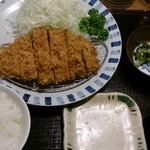 恵亭 ジョイナス横浜店 - ランチロースかつ御膳950円、しじみ汁
