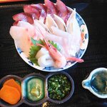 Mizuhashi Shokudou Gyofu - 水漁丸海鮮丼並盛り