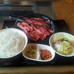 焼肉 宝島 - カルビランチ