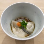 日本橋蛎殻町 すぎた - 岩牡蠣 もみじおろし