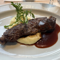 37 Steakhouse & Bar - 