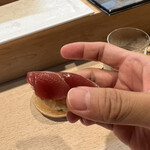 豊鮨 - みよ！この洗練されたマグロ中トロを！！