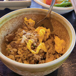 鉄板焼ステーキ 一ッ葉ミヤチク - ガーリックライスにしてもらいました