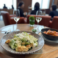 ザ タヴァン グリル＆ラウンジ - 