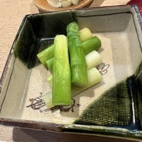 豊鮨 - 極太アスパラ。