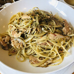 イタリア食堂 ペスカーラ - ♪チキンと玉ねぎのペペロンチーノ