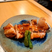 蕎麦おさめ - ⚫とりもも肉の醤油麹焼き