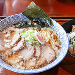 Yakitori Kamameshi Kuukai Takase - 中華そば 特製 醤チャーシュー麺