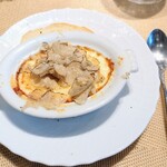 La Brianza - トリュフと玉子のオーブン焼きサマートリュフ。定番にしてお店の人気メニュー。私も大好きです☆ まだまだ飽きませんね～(^^)