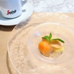 La Brianza - いつものディカフェコーヒーと。いつかラテアートお願いしたいなと思うのですが、どう考えてもこの段階でお腹の余裕があるはずもなく。すっきりとコーヒーが合わせたくなってしまうのです(汗)^^;A