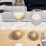 La Brianza - この日のお料理に合わせて選んで下さったワインはシャルドネ。落ち着きある味わいが好きです☆